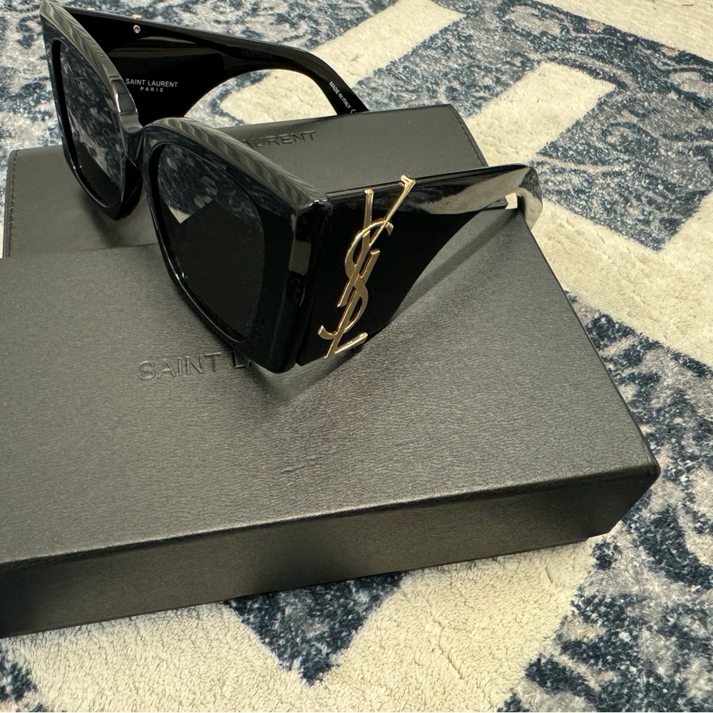 Yves Saint Laurent YSL M119 BLAZE Cat Eye Sunglasses Shades